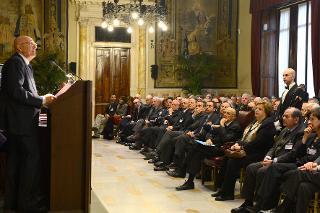 Il Presidente Giorgio Napolitano alla presentazione del &quot;Rapporto 2012-2013 dell'Associazione italiadecide sul tema &quot;Ciclo dei rifiuti: governare insieme ambiente, economia e territorio&quot;