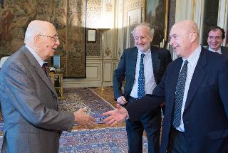 Il Presidente Giorgio Napolitano accoglie Paolo Mieli, Presidente RCS, e Paolo Franchi, autore del libro &quot;Giorgio Napolitano. La traversata da Botteghe Oscure al Quirinale&quot;
