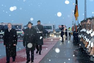 ll Presidente della Repubblica Giorgio Napolitano al suo arrivo a Monaco di Baviera insieme al Presidente della Repubblica Federale di Germania, Joachim Gauck, riceve gli onori militari