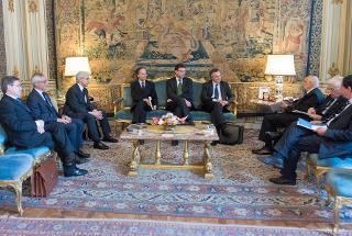 Il Presidente Giorgio Napolitano nel corso dell'incontro con il gruppo di lavoro in materia economico-sociale ed europea