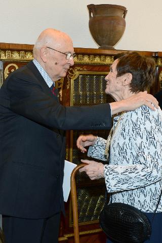 Il Presidente Giorgio Napolitano con la Signora Carla Spriano in occasione della seconda sessione del convegno dal titolo "Paolo Spriano storico e militante", organizzato dalla Fondazione Istituto Gramsci all'università degli Studi "La Sapienza"