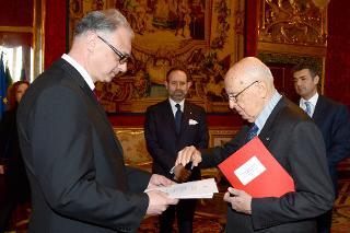 Il Presidente Giorgio Napolitano con il Signor Yevhen Perelygin, nuovo Ambasciatore dell'Ucraina in occasione della presentazione delle Lettere Credenziali