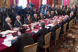 Il Presidente Napolitano al termine della riunione conclusiva dei gruppi di lavoro in materia economico-sociale ed europea ed in materia istituzionale