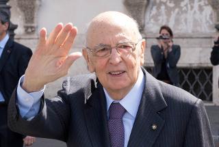 Il Presidente Giorgio Napolitano lascia il Palazzo della Consulta al termine della riunione straordinaria della Corte costituzionale per la presentazione della Relazione sulla giurisprudenza della Corte costituzionale nel 2012
