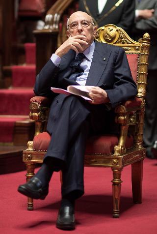 Il Presidente Giorgio Napolitano nel corso della cerimonia del Giorno della Memoria dedicato alle vittime del terrorismo