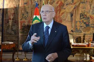Il Presidente Giorgio Napolitano durante il videomessaggio in occasione della Festa Nazionale della Repubblica