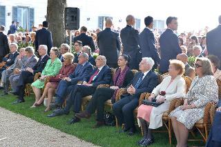 Il Presidente Giorgio Napolitano in un momento del concerto della Banda della Marina Militare in occasione dell'apertura al pubblico dei Giardini del Quirinale per la Festa Nazionale della Repubblica
