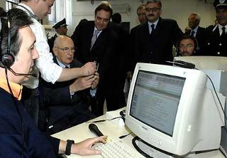 Il Presidente Giorgio Napolitano al &quot;Call Center 1254&quot; della Casa Circondariale di Rebibbia, durante la visita al reparto &quot;G8&quot;
