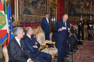 Il Presidente Giorgio Napolitano durante l'incontro con i componenti la Commissione per le Riforme Costituzionali