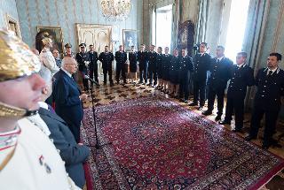 Il Presidente Giorigo Napolitano nel corso dell'incontro con una rappresentanza di allievi degli Istituti di Formazione della Polizia Penitenziaria, in occasione del 196° anniversario della sua costituzione