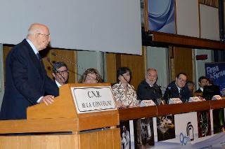 Il Presidente Giorgio Napolitano durante il suo intervento in occasione della &quot;Giornata per l'Innovazione&quot; in occasione del 90° anniversario dalla istituzione del Consiglio nazionale delle ricerche