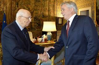 Il Presidente Giorgio Napolitano accoglie l'Ambasciatore degli Stati Uniti d'America in Italia, S.E. il signor David Hoadley Thorne, al Quirinale