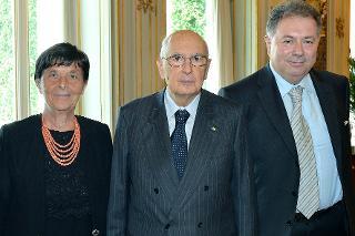 Il Presidente Giorgio Napolitano con la Prof.ssa Emilia Guarnieri, Presidente della Fondazione Meeting e il Prof. Giorgio Vittadini, Presidente della Fondazione per la Sussidiarietà
