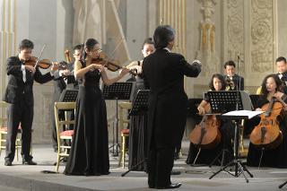 Concerto eseguito dalla Vietnam National Symphony Orchestra diretta dal M° Honna Tetsuji in occasione del 40° Anniversario delle Relazioni Diplomatiche tra Italia e Vietnam
