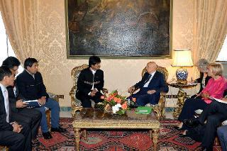 Il Presidente Giorgio Napolitano con il signor Juan Evo Morales Ayma, Presidente dello Stato Plurinazionale della Bolivia, durante i colloqui