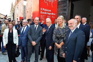 Il Presidente Giorgio Napolitano nel corso della visita alla 55° Esposizione Internazionale d'Arte dal titolo &quot;Il Palazzo Enciclopedico&quot;