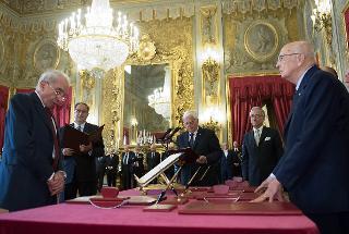 Il Presidente Giorgio Napolitano in occasione del giuramento del nuovo Giudice della Corte costituzionale Giuliano Amato