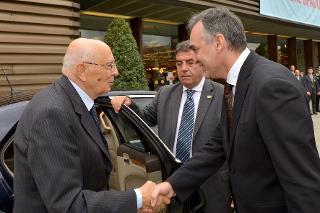 Il Presidente Giorgio Napolitano accolto dal Presidente della Regione Toscana Dott. Enrico Rossi in occasione della XXX Assemblea Annuale dell'ANCI