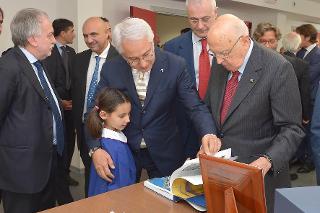 Il Presidente Giorgio Napolitano nel corso della visita alla mostra fotografica in occasione dell'inaugurazione del restaurato Palazzo ex Enel