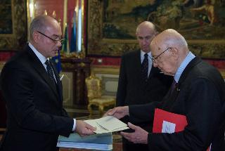 Il Presidente Giorgio Napolitano con S.E. Carmelo Rizzo Peralta, Ambasciatore della Repubblica di Honduras, in occasione della presentazione delle Lettere Credenziali