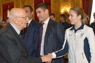 Il Presidente Giorgio Napolitano saluta Carolina Kostner al termine della cerimonia di consegna della bandiera agli atleti italiani in partenza per i Giochi Olimpici Invernali di Sochi 2014
