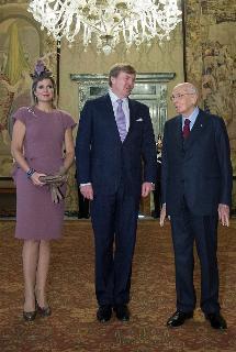 Il Presidente Giorgio Napolitano con le LL. MM. il Re Willem Alexander e la Regina Maxima dei Paesi Bassi