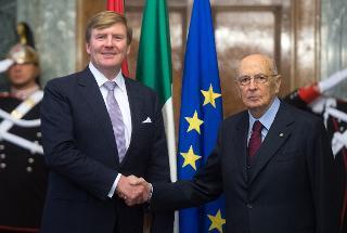 Il Presidente Giorgio Napolitano con le S. M. il Re dei Paesi Bassi Willem Alexander