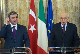 Il Presidente Giorgio Napolitano e il Presidente della Repubblica di Turchia Abdullah Gül nel corso delle dichiarazioni alla stampa