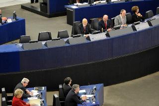 Il Presidente Giorgio Napolitano con il Presidente del Parlamento Europeo Martin Schulz nel corso della Plenaria