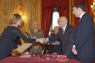 Il Presidente Giorgio Napolitano con Marianna Madia, Ministro per la Pubblica Amministrazione e la Semplificazione in occasione del Giuramento del Governo Renzi
