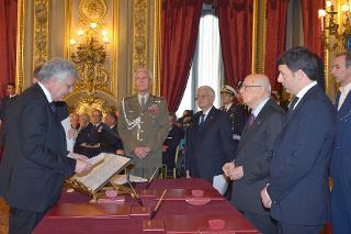 Il Presidente Giorgio Napolitano con Gianluca Galletti, Ministro dell'Ambiente e della Tutela del Territorio e del Mare in occasione del Giuramento del Governo Renzi