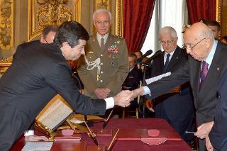 Il Presidente Giorgio Napolitano con Maurizio Lupi, Ministro delle Infrastrutture e dei Trasporti in occasione del Giuramento del Governo Renzi