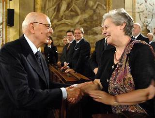 Il Presidente Giorgio Napolitano saluta Rita Borsellino, al termine della cerimonia per il 60° anniversario della prima seduta dell'Assemblea Siciliana