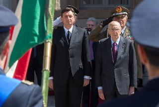 Il Presidente Giorgio Napolitano e il Presidente della Repubblica di Slovenia Borut Pahor ricevono gli onori militari