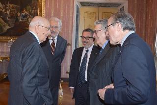 Il Presidente Giorgio Napolitano con i professori Trigilia, Roncaglia , Pasquino e Quadrio Curzio, relatori del Convegno dal titolo: &quot;Albert Hirschman, scienziato sociale&quot;