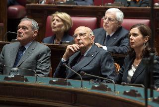 Il Presidente Giorgio Napolitano con la Presidente della Camera Laura Boldrini e il Presidente del Senato Pietro Grasso nel corso della cerimonia del Giorno della Memoria dedicato alle vittime del terrorismo