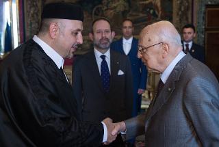 Il Presidente Giorgio Napolitano con S.E. Ahmed Elmabrouk Safar, nuovo Ambasciatore di Libia, in occasione della presentazione delle Lettere Credenziali