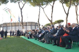 Le Frecce Tricolori sorvolano il Foro Italico in occasione della cerimonia di apertura del 100° anniversario di fondazione del CONI