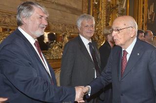 Il Presidente della Repubblica Giorgio Napolitano con i Ministri Poletti e Galletti, in occasione dell'incontro in vista del prossimo Consiglio Europeo