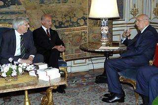 Il Presidente Giorgio Napolitano con Paolo Pombeni e Alberto Roversi Monaco in occasione della presentazione del volume &quot;L'Europa di Carta&quot;