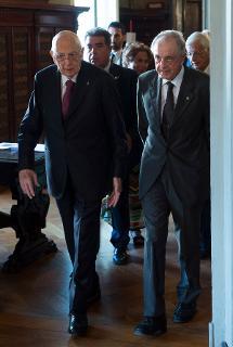 Il Presidente Giorgio Napolitano accompagnato dal Presidente dell'Accademia Nazionale dei Lincei Lamberto Maffei al convegno dal titolo &quot;I Lincei per una nuova Scuola: una rete nazionale&quot;