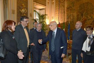 Il Presidente Giorgio Napolitano durante l'ncontro con Don Luigi Ciotti, Presidente di &quot;Libera. Associazioni, nomi e numeri contro le mafie&quot; e una delegazione del sodalizio