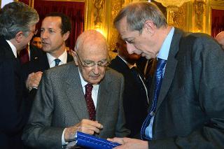 Il Presidente Giorgio Napolitano con Piero Fassino, al termine dell'incontro con i volontari di Expò 2015