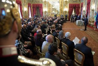Un momento della cerimonia di premiazione dei vincitori del Premio "Bioeconomy Rome" 2014 alla presenza del Capo dello Stato
