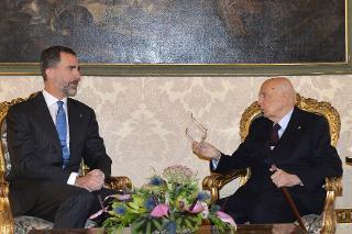 Il Presidente Giorgio Napolitano nel corso dei colloqui con S.M. il Re di Spagna Felipe VI