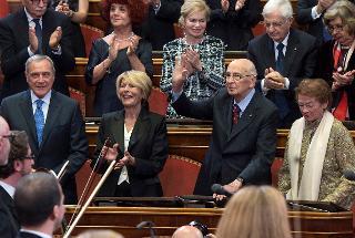 Il Presidente Giorgio Napolitano al suo arrivo nell'Aula del Senato in occasione del concerto di Natale
