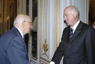 Il Presidente Giorgio Napolitano accoglie il Dott. Carlo Mosca, nuovo Prefetto di Roma, al Quirinale