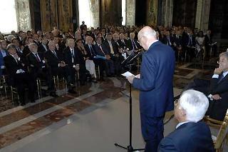 Il Presidente Giorgio Napolitano, durante l'incontro con il mondo dell'informazione