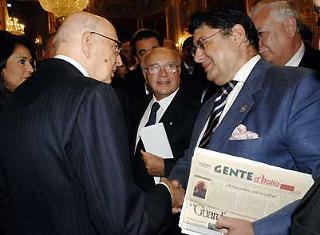 Il Presidente Giorgio Napolitano si intrattiene con i Consoli Onorari d'Italia.