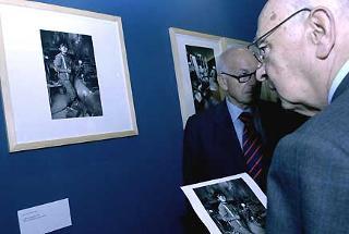 Il Presidente Giorgio Napolitano con il Presidente della Camera Fausto Bertinotti in occasione della inaugurazione della Mostra &quot;Il rischio non è un mestiere&quot;.